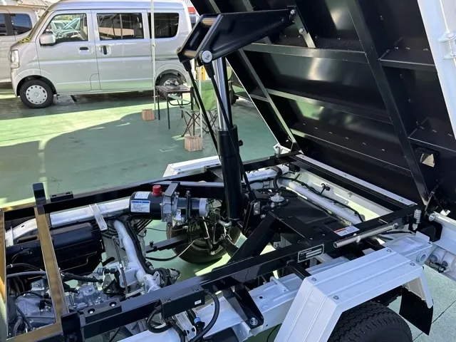 キャリートラック(スズキ)頑丈ダンプ ４WD セーフティサポート非装着車届出済未使用車 7