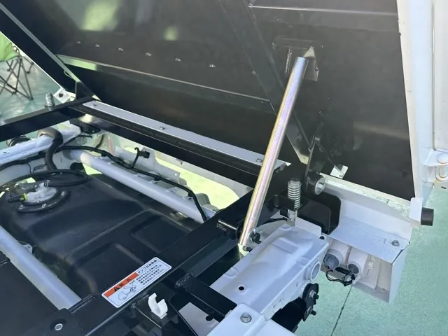 キャリートラック(スズキ)頑丈ダンプ ４WD セーフティサポート非装着車届出済未使用車 8
