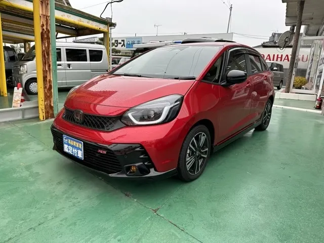 フィット(ホンダ)e：HEV RSディーラ-試乗車 1