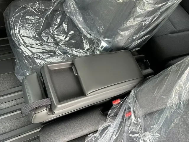 セレナ(ニッサン)ハイウェイスターV アラウンドビューモニター 12.3ナビ登録済未使用車 14