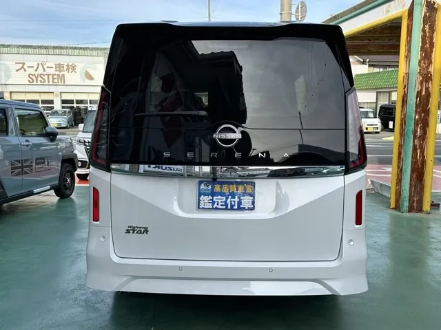 セレナ(ニッサン)ハイウェイスターV アラウンドビューモニター 12.3ナビ登録済未使用車 3