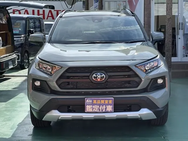 ＲＡＶ４(トヨタ)アドベンチャー4WD登録済未使用車 23