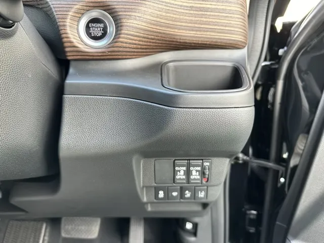 フリード(ホンダ)クロスター登録済未使用車 14