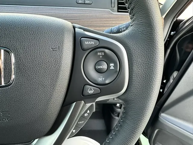 フリード(ホンダ)クロスター登録済未使用車 17
