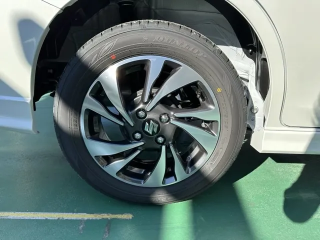 ソリオ(スズキ)ハイブリッドMV登録済未使用車 13