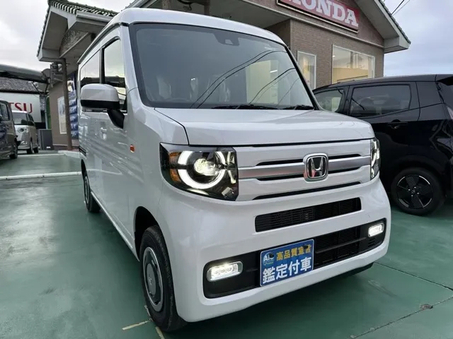 N-VAN(ホンダ)プラススタイルFUN ４ＷＤ MT届出済未使用車 26