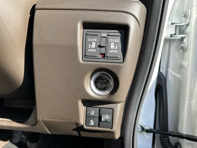 N-BOX(ホンダ)L 両側電動スライドドア届出済未使用車 16
