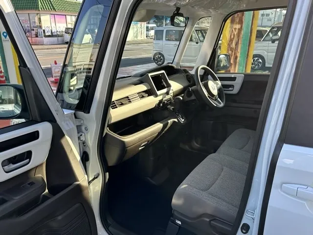N-BOX(ホンダ)L 両側電動スライドドア届出済未使用車 3
