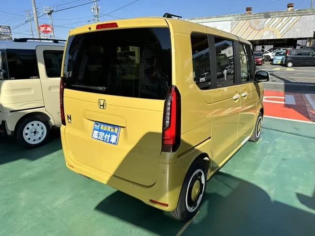 新車　引取限定　アヴォイド　ブラウン　27.5 新型N-BOX N-BOX ファッションスタイル ホンダ 届出済未使用車は