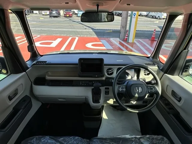 新車　引取限定　アヴォイド　ブラウン　27.5 新型N-BOX N-BOX ファッションスタイル ホンダ 届出済未使用車は