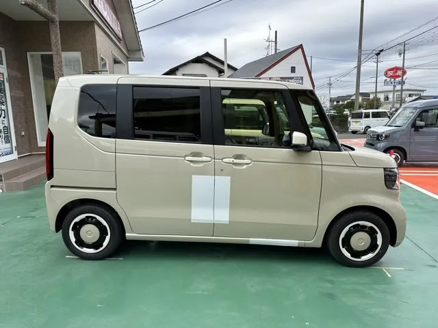 N-BOX(ホンダ)N-BOX ファッションスタイル届出済未使用車 11