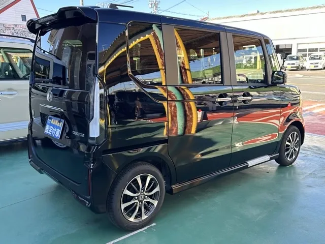 N-BOX(ホンダ)N-BOXカスタム届出済未使用車 9