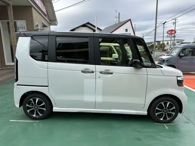 N-BOX(ホンダ)N-BOXカスタム コーディネートスタイル届出済未使用車 13