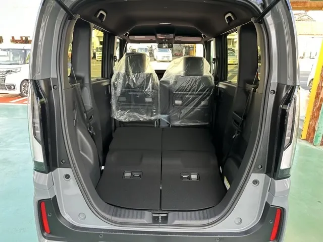 N-BOX(ホンダ)N-BOXカスタム コーディネートスタイル届出済未使用車 11