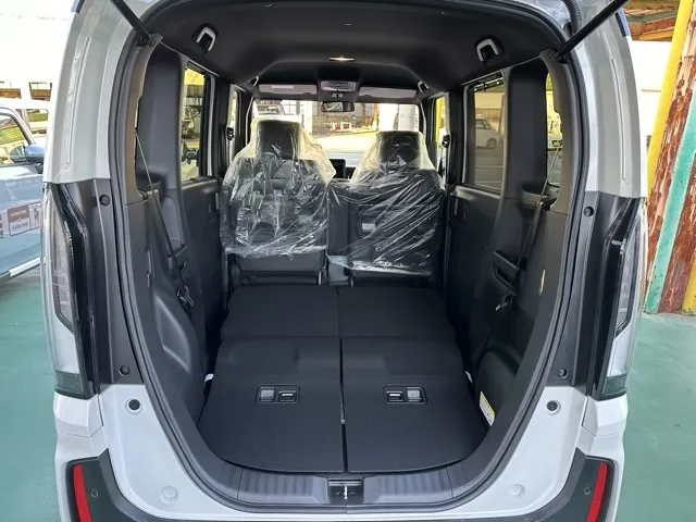 N-BOX(ホンダ)N-BOXカスタムターボ コーディネートスタイル届出済未使用車 11