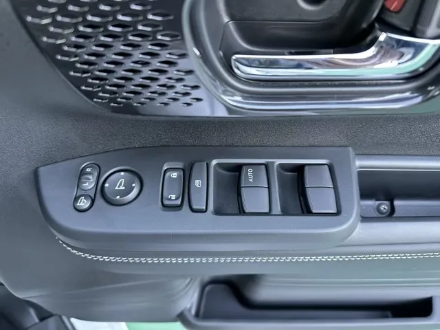 N-BOX(ホンダ)N-BOXカスタムターボ コーディネートスタイル届出済未使用車 14