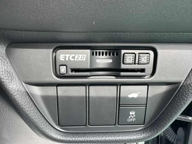 ZR-V(ホンダ)e：HEV Z BSI 後退出庫サポートレス登録済未使用車 17