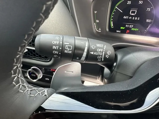 ZR-V(ホンダ)e：HEV Z BSI 後退出庫サポートレス登録済未使用車 20