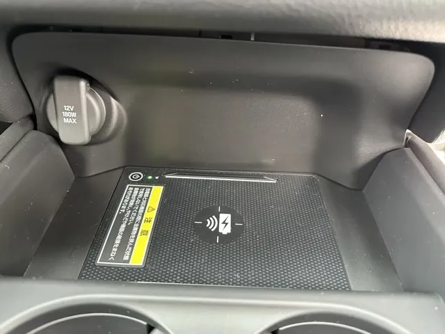 ZR-V(ホンダ)e：HEV Z BSI 後退出庫サポートレス登録済未使用車 25