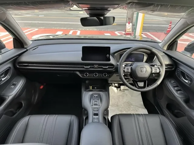 ZR-V(ホンダ)e：HEV Z BSI 後退出庫サポートレス登録済未使用車 5
