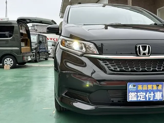 フリード(ホンダ)G  LEDヘッドライト登録済未使用車 27