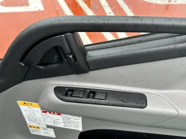 キャンター(三菱)３ｔ ローダースライドダンプディーラ-試乗車 10