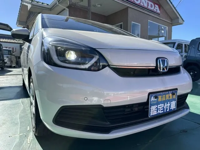 フィット(ホンダ)e：HEV ホーム登録済未使用車 24
