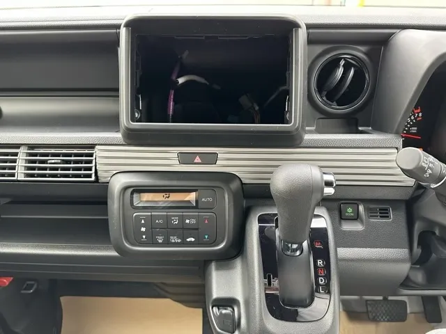 N-VAN(ダムド)+スタイルFUN 4WD デナリ コンプリートキット タイヤホイールセット新車見本展示無 24