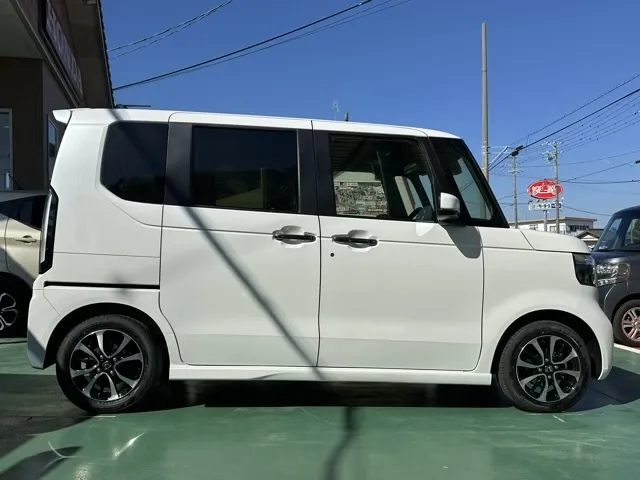 N-BOX(ホンダ)N-BOXカスタム コーディネートスタイル届出済未使用車 4