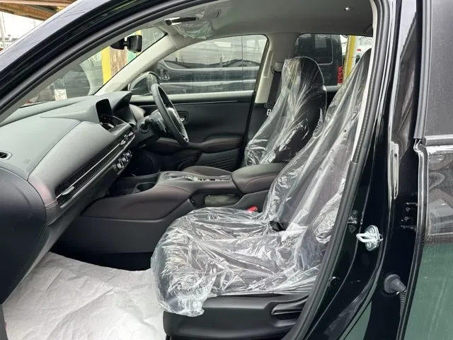 ZR-V(ホンダ)e：HEV X登録済未使用車 3