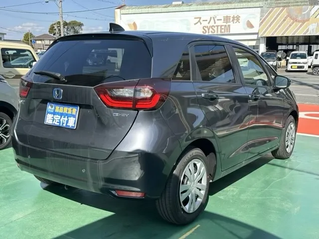 フィット(ホンダ)e：HEV ホーム登録済未使用車 16