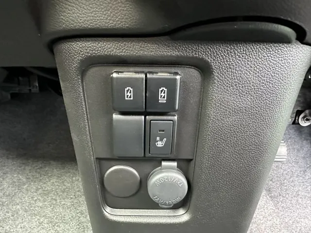 ワゴンR(スズキ)ハイブリッド ZX アップグレードパック届出済未使用車 23