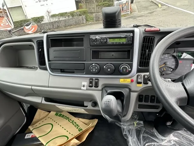 キャンター(三菱)ローダーダンプレンタ登録済未使用車 23