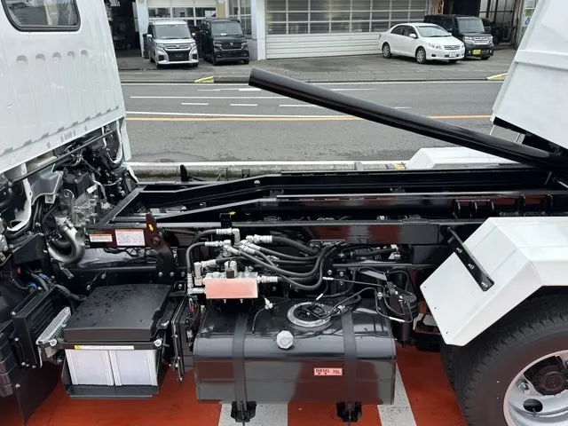 キャンター(三菱)ローダーダンプレンタ登録済未使用車 3