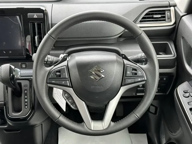 ソリオ(スズキ)ハイブリッドSZ 全方位ナビディーラ-試乗車 9