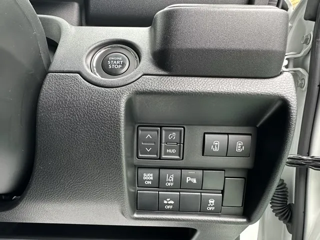 ソリオ(スズキ)ハイブリッドSZ 全方位ナビディーラ-試乗車 21