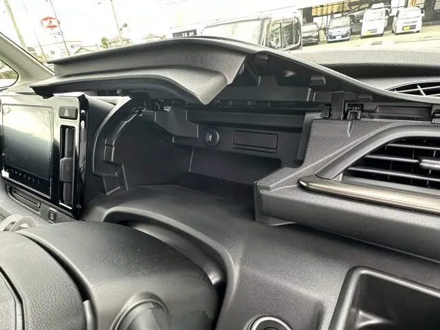 ソリオ(スズキ)ハイブリッドSZ 全方位ナビディーラ-試乗車 22