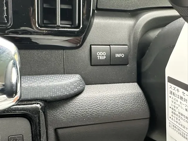 ソリオ(スズキ)ハイブリッドSZ 全方位ナビディーラ-試乗車 23