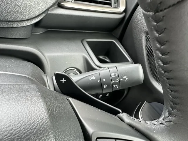 ソリオ(スズキ)ハイブリッドSZ 全方位ナビディーラ-試乗車 24