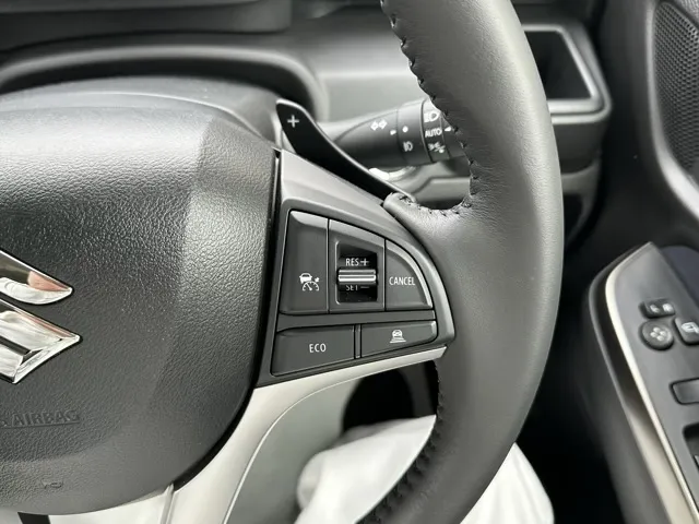 ソリオ(スズキ)ハイブリッドSZ 全方位ナビディーラ-試乗車 26