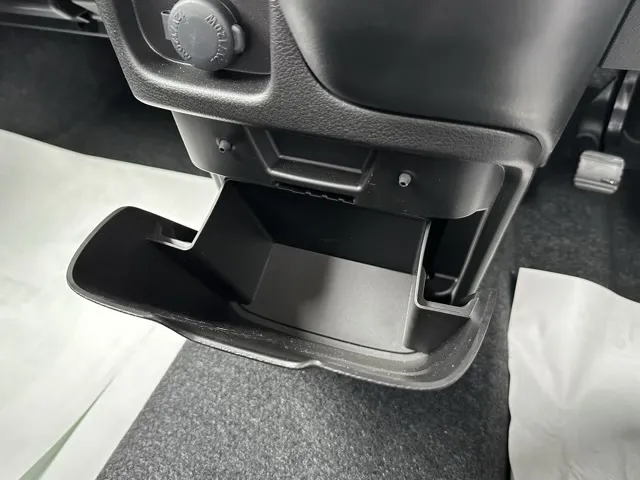 ソリオ(スズキ)ハイブリッドSZ 全方位ナビディーラ-試乗車 29