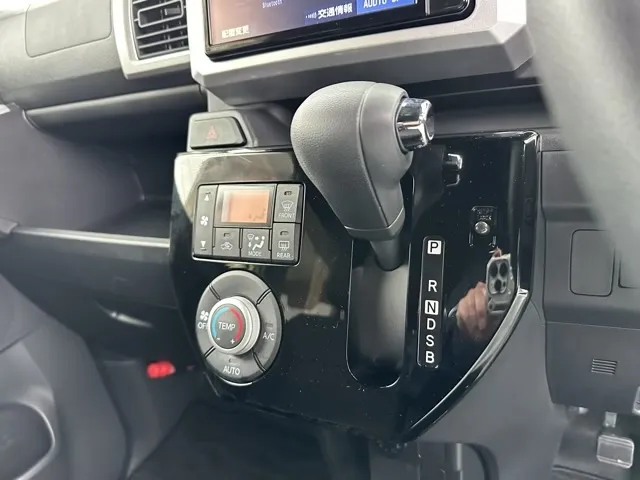 ピクシスメガ(トヨタ)L SAⅢ中古車 23