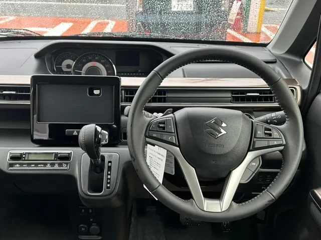 ワゴンR(スズキ)ハイブリッド ZT 全方位カメラ届出済未使用車 9