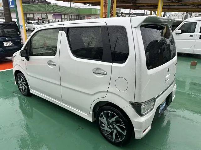 ワゴンR(スズキ)ハイブリッド ZT 全方位カメラ届出済未使用車 2