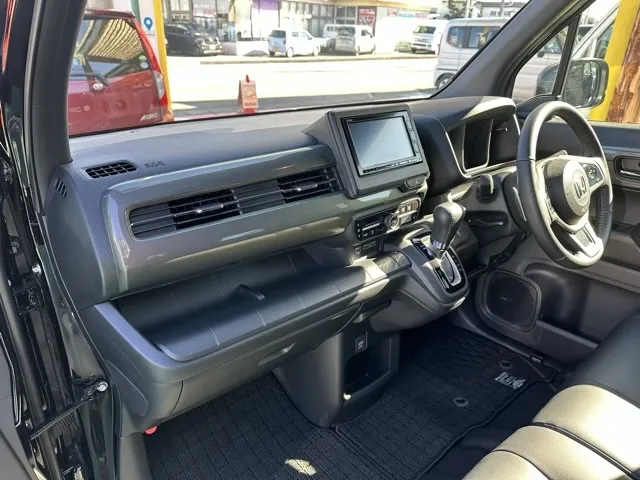 N-WGN(ホンダ)カスタムLターボ ホンダセンシングディーラ-試乗車 4