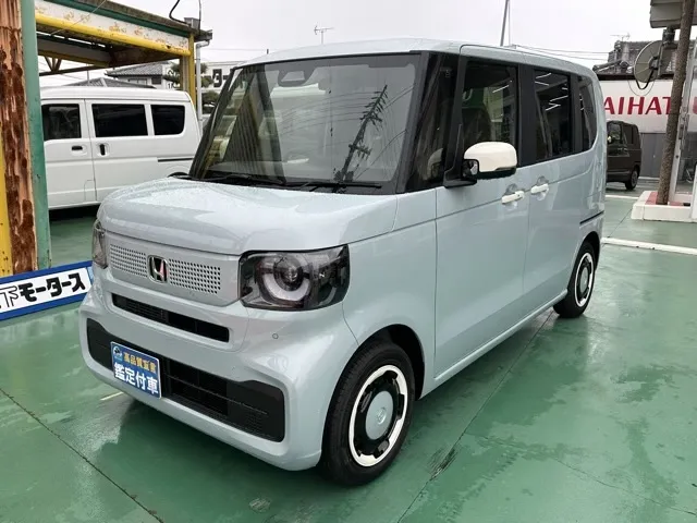 N-BOX(ホンダ)N-BOX ファッションスタイル コンフォートＰ届出済未使用車 1