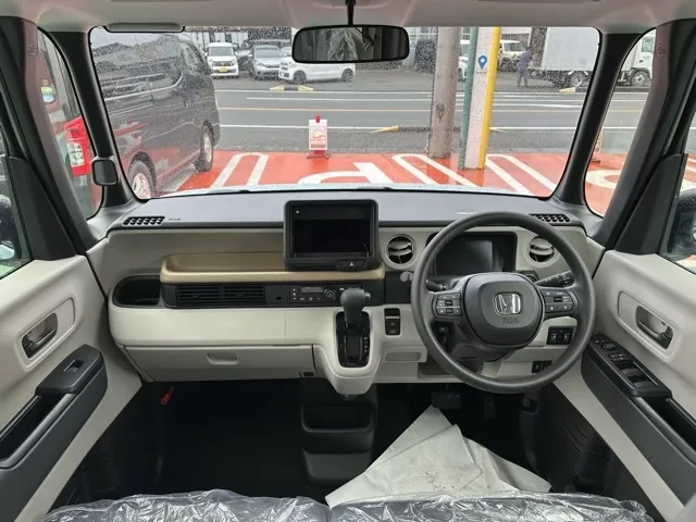 N-BOX(ホンダ)N-BOX ファッションスタイル コンフォートＰ届出済未使用車 5