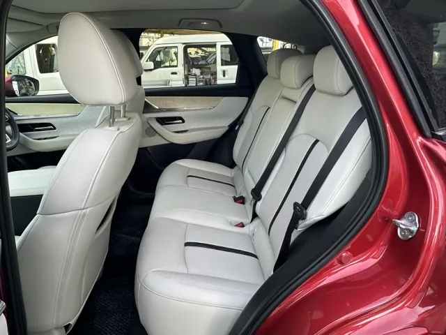 CX-60(マツダ)XD-ハイブリッド プレミアムモダン 4WD中古車 4