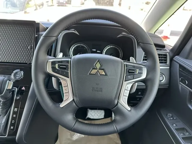 デリカD:5(三菱)シャモニー ナビ取付PKG新車見本展示有 8