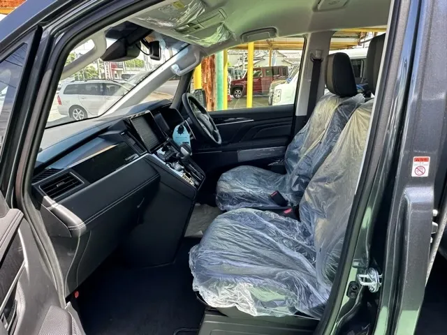 デリカD:5(三菱)シャモニー コンプリートPKG ナビ取付PKG登録済未使用車 3